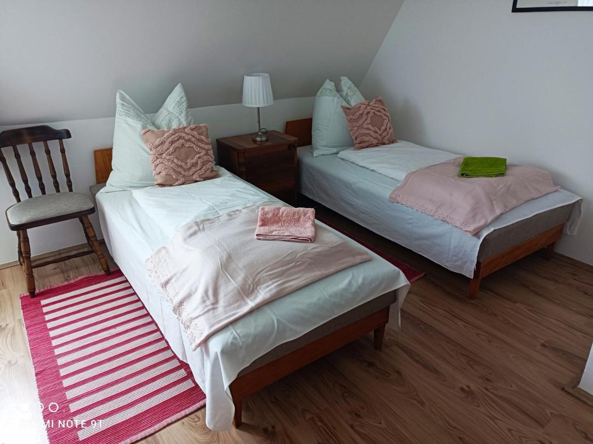 Agnes Apartmanok Harkány Buitenkant foto