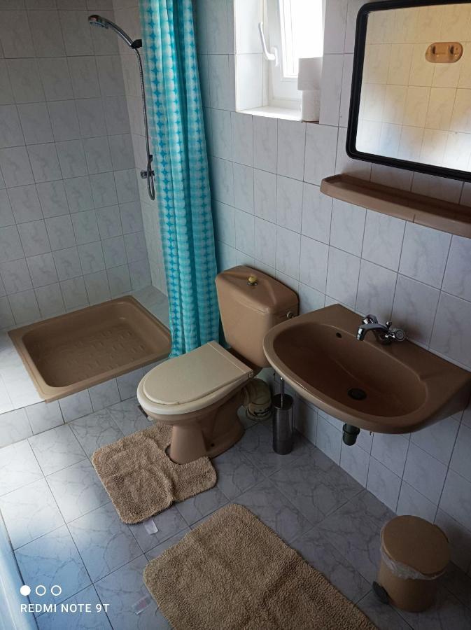 Agnes Apartmanok Harkány Buitenkant foto